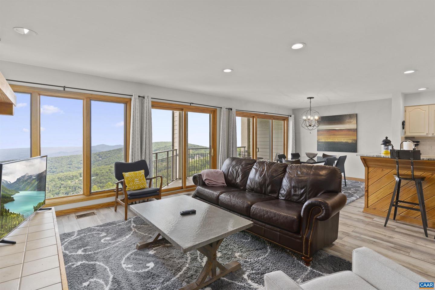 1581 VISTAS CONDOS #1581, WINTERGREEN RESORT, Virginia 22967, 2 Bedrooms Bedrooms, ,2 BathroomsBathrooms,Residential,For sale,1581 VISTAS CONDOS #1581,657921 MLS # 657921