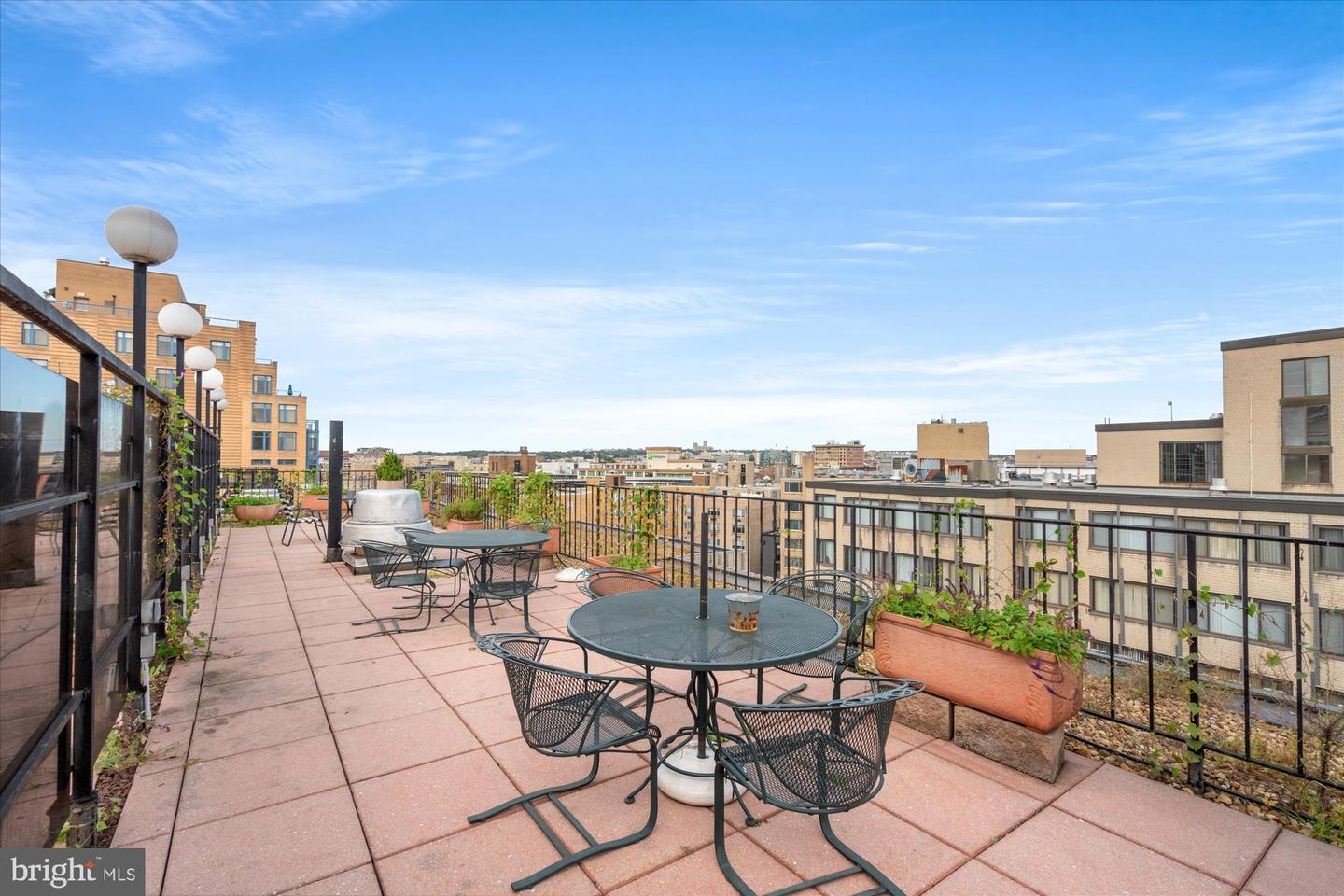 1420 N ST NW #1001, WASHINGTON, District Of Columbia 20005, 2 Bedrooms Bedrooms, ,1 BathroomBathrooms,Residential,For sale,1420 N ST NW #1001,DCDC2162762 MLS # DCDC2162762