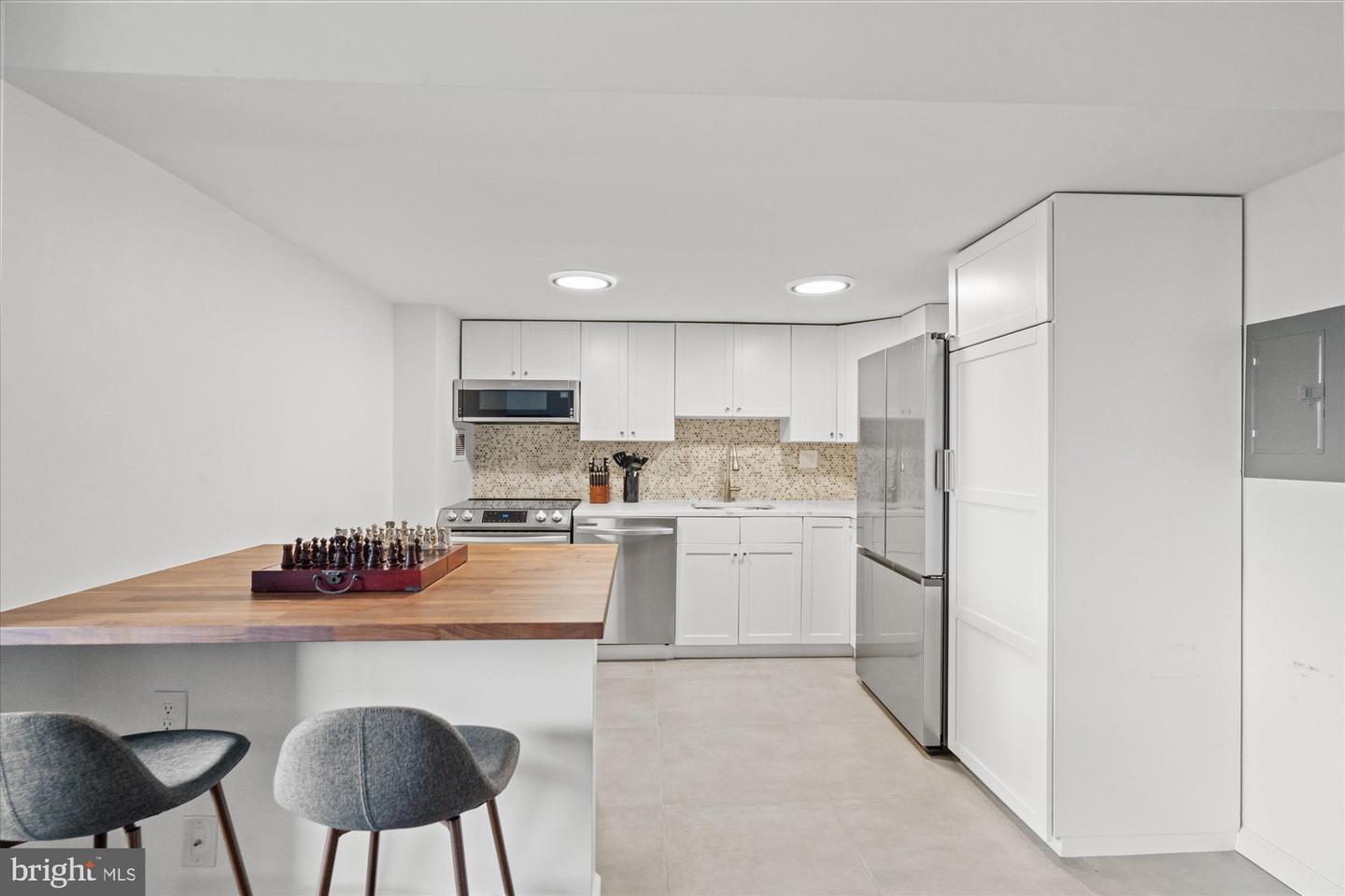 1420 N ST NW #1001, WASHINGTON, District Of Columbia 20005, 2 Bedrooms Bedrooms, ,1 BathroomBathrooms,Residential,For sale,1420 N ST NW #1001,DCDC2162762 MLS # DCDC2162762