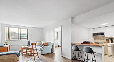 1420 N ST NW #1001, WASHINGTON, District Of Columbia 20005, 2 Bedrooms Bedrooms, ,1 BathroomBathrooms,Residential,For sale,1420 N ST NW #1001,DCDC2162762 MLS # DCDC2162762