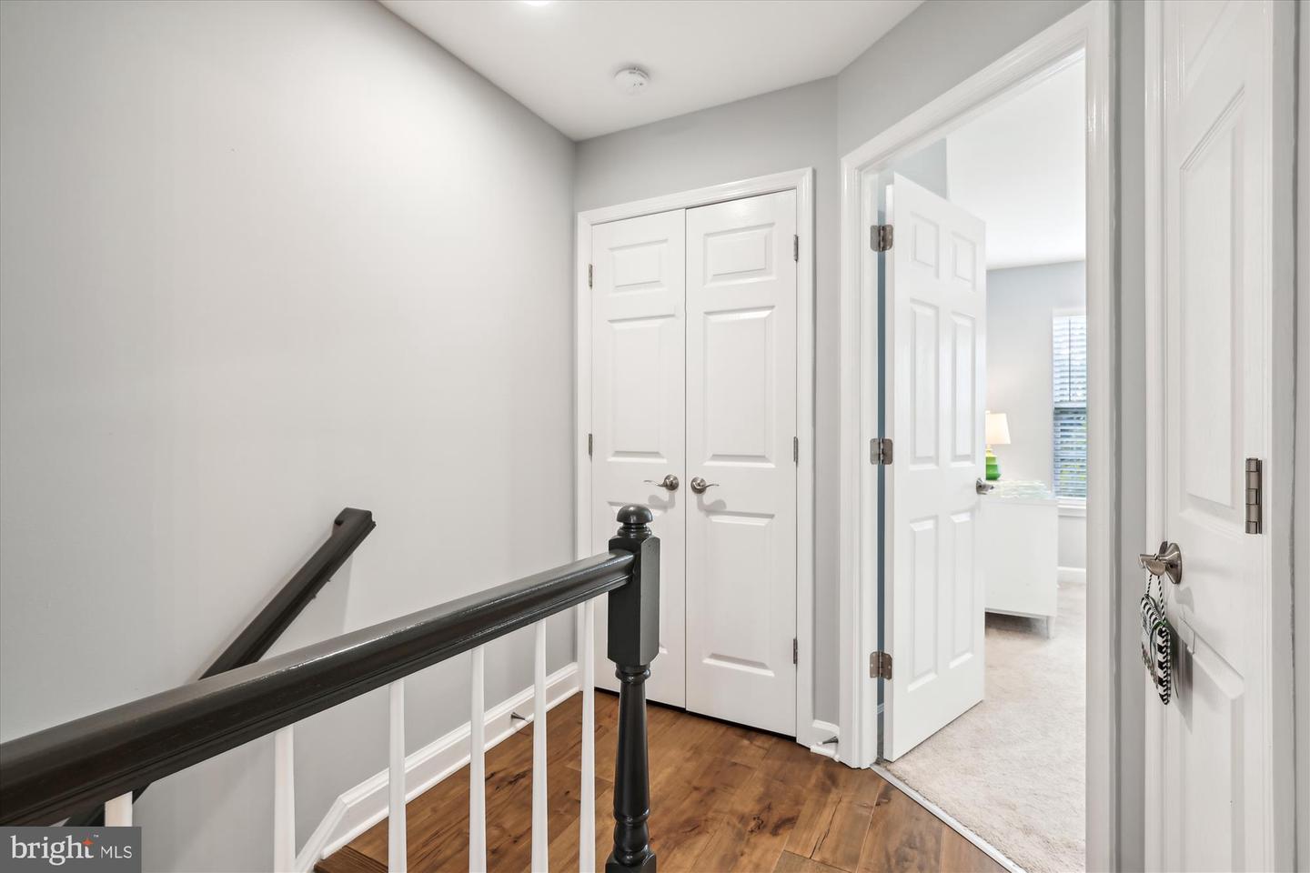 1710 S EDGEWOOD ST, ARLINGTON, Virginia 22204, 3 Bedrooms Bedrooms, ,3 BathroomsBathrooms,Residential,For sale,1710 S EDGEWOOD ST,VAAR2049870 MLS # VAAR2049870