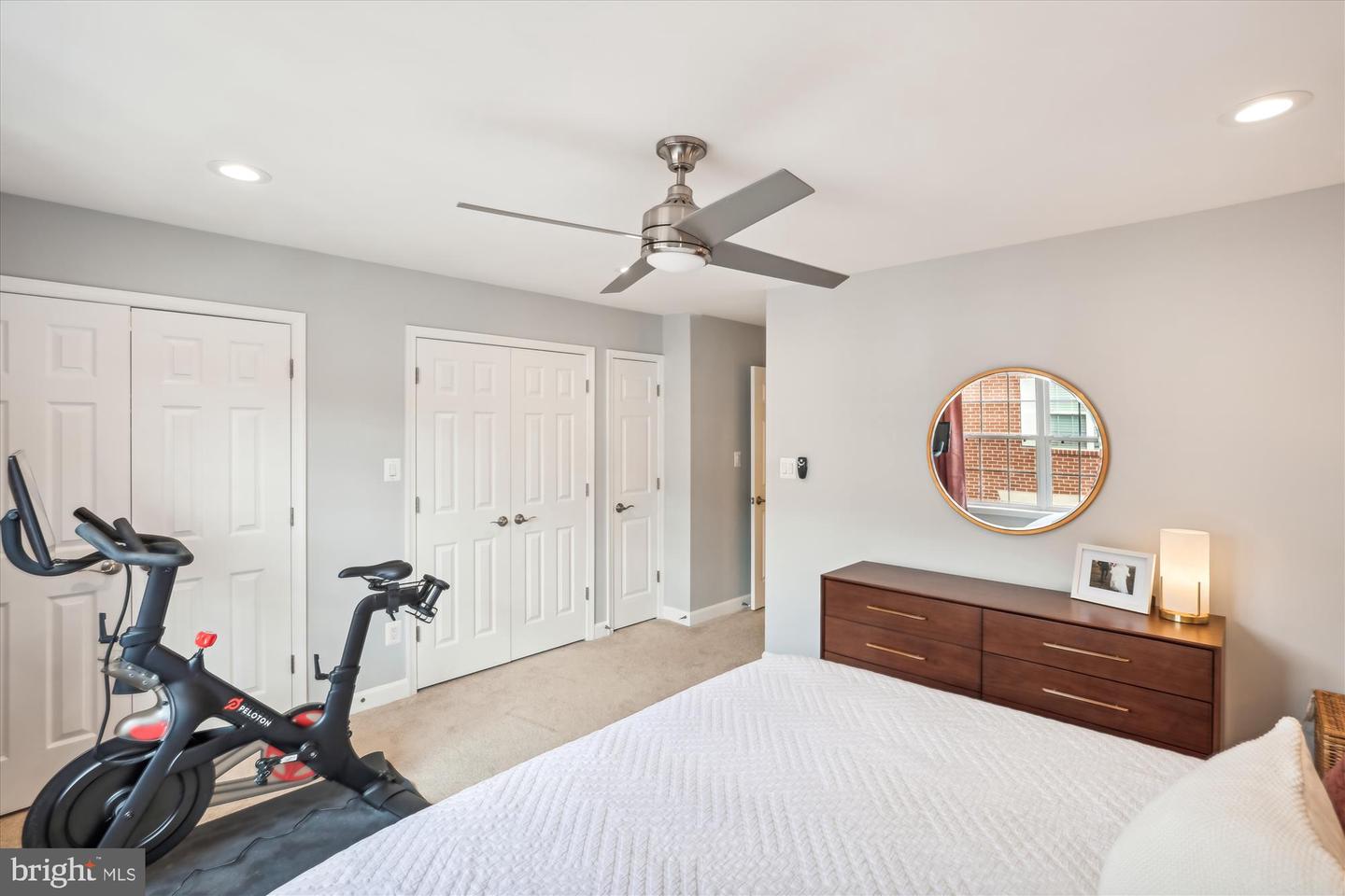 1710 S EDGEWOOD ST, ARLINGTON, Virginia 22204, 3 Bedrooms Bedrooms, ,3 BathroomsBathrooms,Residential,For sale,1710 S EDGEWOOD ST,VAAR2049870 MLS # VAAR2049870