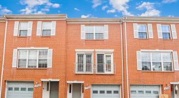 1710 S EDGEWOOD ST, ARLINGTON, Virginia 22204, 3 Bedrooms Bedrooms, ,3 BathroomsBathrooms,Residential,For sale,1710 S EDGEWOOD ST,VAAR2049870 MLS # VAAR2049870