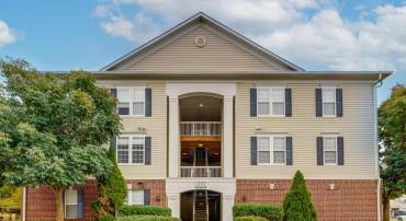 42539 MAYFLOWER #201, BRAMBLETON, Virginia 20148, 2 Bedrooms Bedrooms, ,2 BathroomsBathrooms,Residential,For sale,42539 MAYFLOWER #201,VALO2082132 MLS # VALO2082132