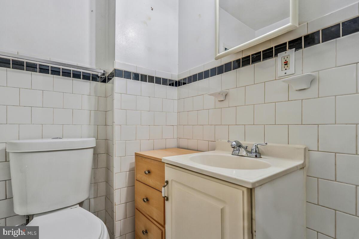 1114 FLORIDA AVE NE, WASHINGTON, District Of Columbia 20002, 3 Bedrooms Bedrooms, ,3 BathroomsBathrooms,Residential,For sale,1114 FLORIDA AVE NE,DCDC2164900 MLS # DCDC2164900