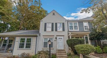 15076 MAPLE GLEN CT, DUMFRIES, Virginia 22025, 3 Bedrooms Bedrooms, ,2 BathroomsBathrooms,Residential,For sale,15076 MAPLE GLEN CT,VAPW2081624 MLS # VAPW2081624