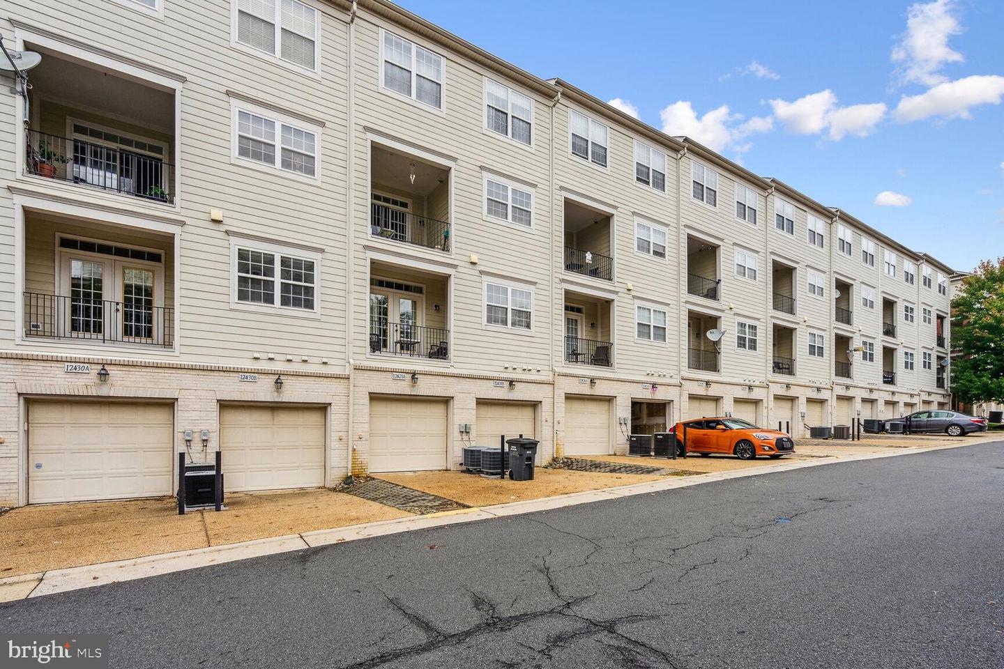 12428-A LIBERTY BRIDGE RD #12428A, FAIRFAX, Virginia 22033, 3 Bedrooms Bedrooms, ,2 BathroomsBathrooms,Residential,For sale,12428-A LIBERTY BRIDGE RD #12428A,VAFX2203888 MLS # VAFX2203888