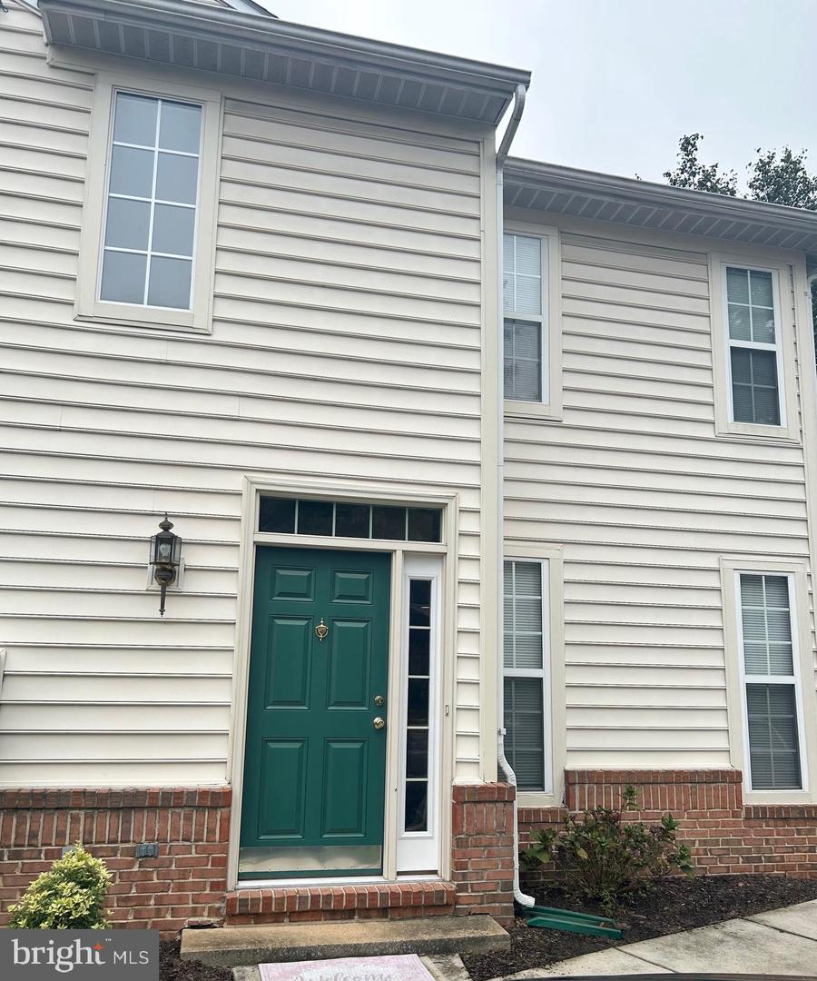 12913 TITANIA WAY, WOODBRIDGE, Virginia 22192, 2 Bedrooms Bedrooms, 8 Rooms Rooms,2 BathroomsBathrooms,Residential,For sale,12913 TITANIA WAY,VAPW2080830 MLS # VAPW2080830