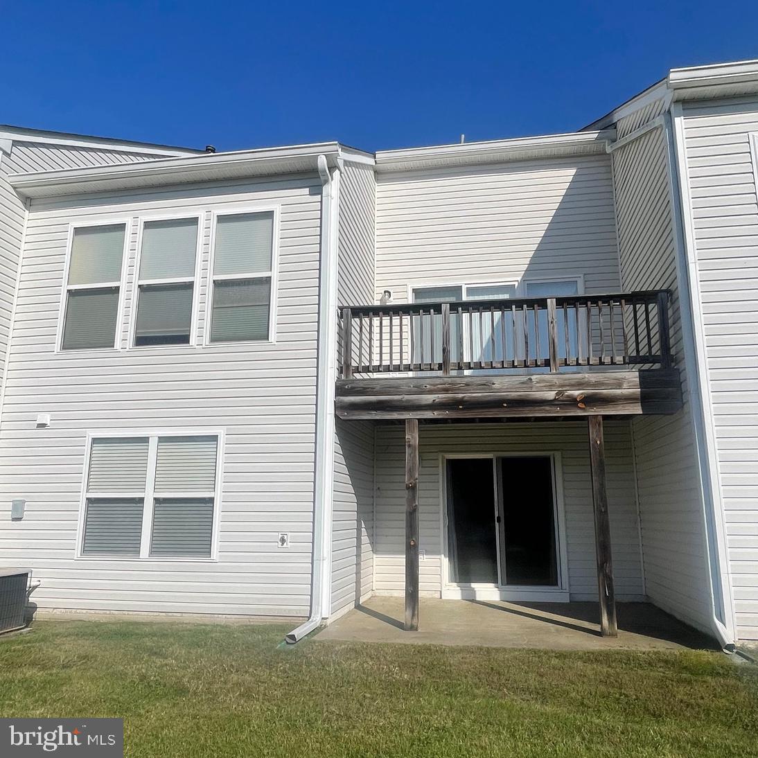 53 HARBORTON LN #18-2, FREDERICKSBURG, Virginia 22406, 2 Bedrooms Bedrooms, ,3 BathroomsBathrooms,Residential,For sale,53 HARBORTON LN #18-2,VAST2033400 MLS # VAST2033400