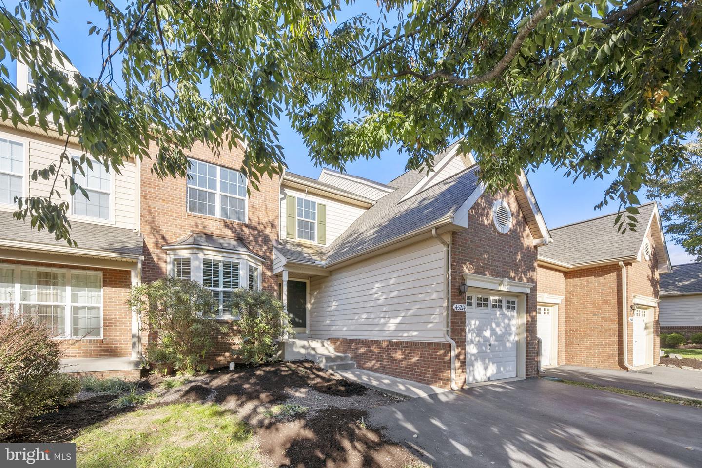 43214 BALTUSROL TER, ASHBURN, Virginia 20147, 3 Bedrooms Bedrooms, ,2 BathroomsBathrooms,Residential,For sale,43214 BALTUSROL TER,VALO2081804 MLS # VALO2081804