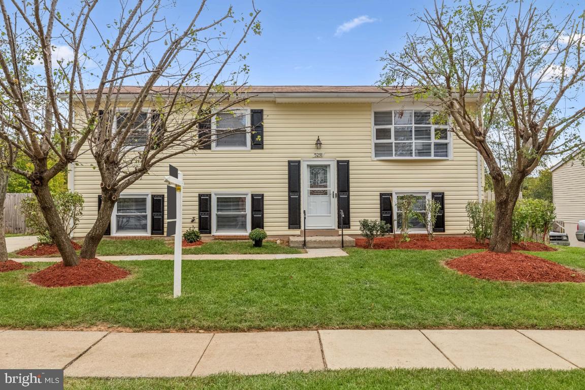 5291 MANSFIELD CT, WOODBRIDGE, Virginia 22193, 4 Bedrooms Bedrooms, ,2 BathroomsBathrooms,Residential,For sale,5291 MANSFIELD CT,VAPW2081324 MLS # VAPW2081324