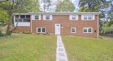 6222 DRIFTWOOD DR, ALEXANDRIA, Virginia 22310, 4 Bedrooms Bedrooms, ,3 BathroomsBathrooms,Residential,For sale,6222 DRIFTWOOD DR,VAFX2206490 MLS # VAFX2206490