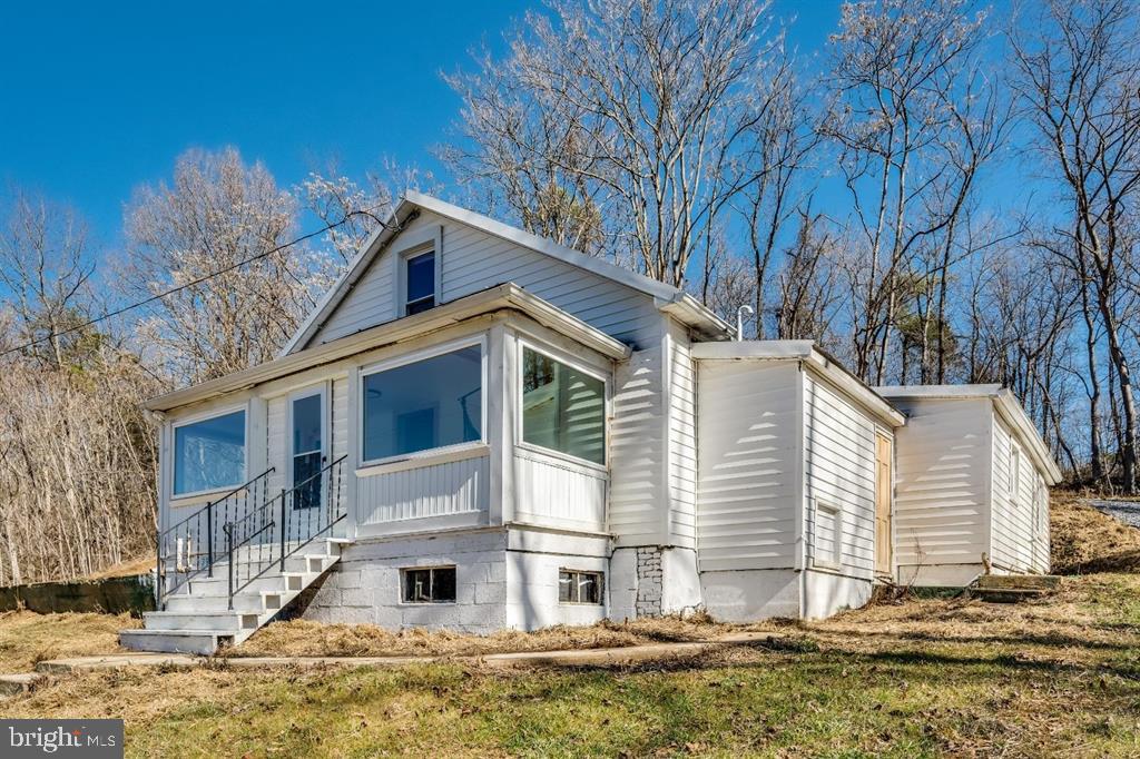 393 CROOKED RUN RD, SHENANDOAH, Virginia 22849, 4 Bedrooms Bedrooms, ,2 BathroomsBathrooms,Residential,393 CROOKED RUN RD,VAPA2004144 MLS # VAPA2004144