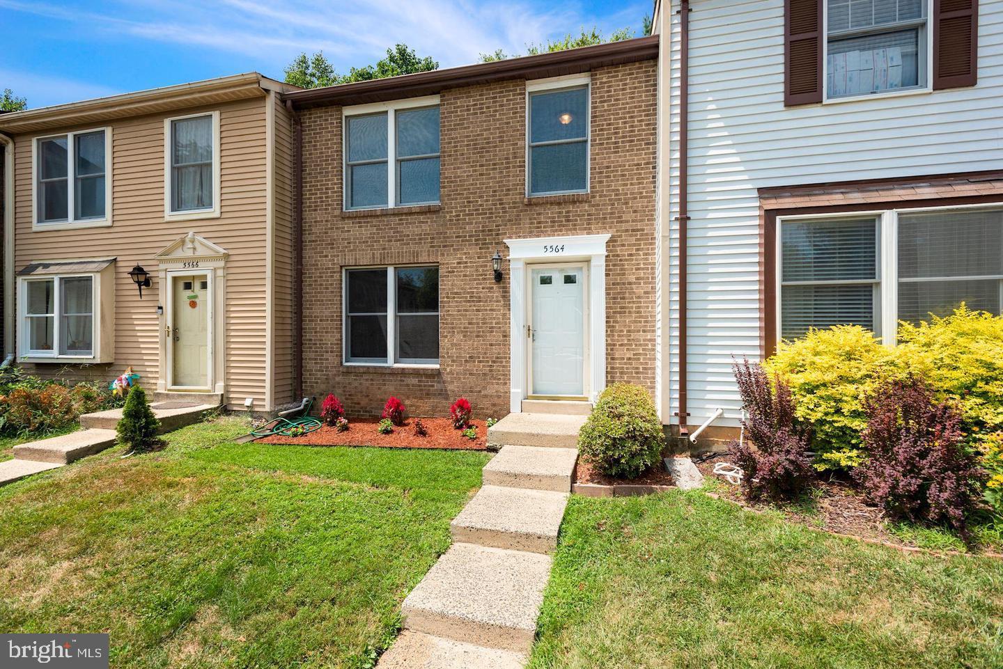 5564 CAITHNESS CT, FAIRFAX, Virginia 22032, 3 Bedrooms Bedrooms, ,3 BathroomsBathrooms,Residential,For sale,5564 CAITHNESS CT,VAFX2206628 MLS # VAFX2206628