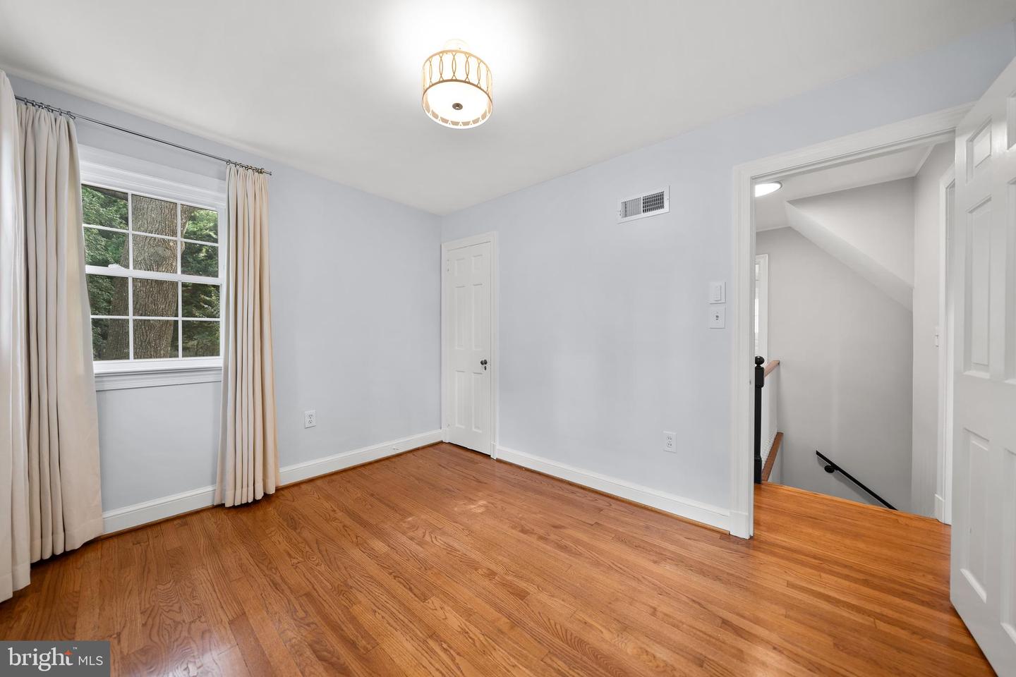 6030 FORT HUNT RD, ALEXANDRIA, Virginia 22307, 4 Bedrooms Bedrooms, ,3 BathroomsBathrooms,Residential,For sale,6030 FORT HUNT RD,VAFX2206696 MLS # VAFX2206696