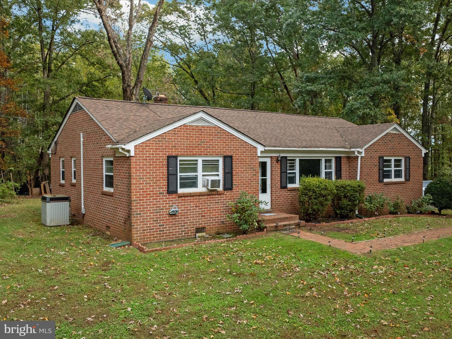 174 GLEBE LN, MADISON, Virginia 22727, 3 Bedrooms Bedrooms, ,2 BathroomsBathrooms,Residential,For sale,174 GLEBE LN,VAMA2001920 MLS # VAMA2001920