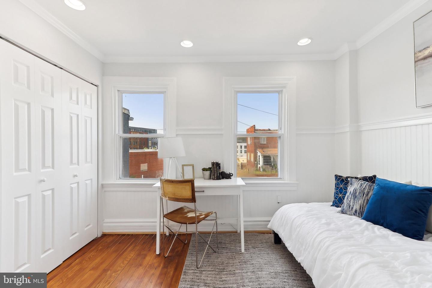 1644 L ST NE, WASHINGTON, District Of Columbia 20002, 2 Bedrooms Bedrooms, ,1 BathroomBathrooms,Residential,For sale,1644 L ST NE,DCDC2164968 MLS # DCDC2164968