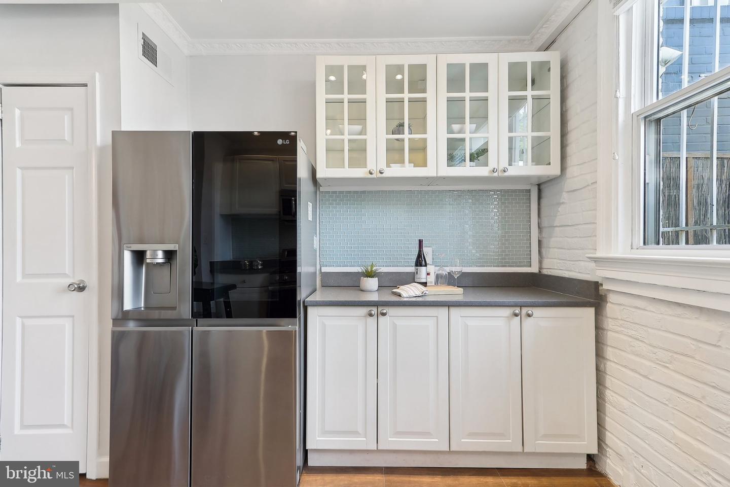 1644 L ST NE, WASHINGTON, District Of Columbia 20002, 2 Bedrooms Bedrooms, ,1 BathroomBathrooms,Residential,For sale,1644 L ST NE,DCDC2164968 MLS # DCDC2164968