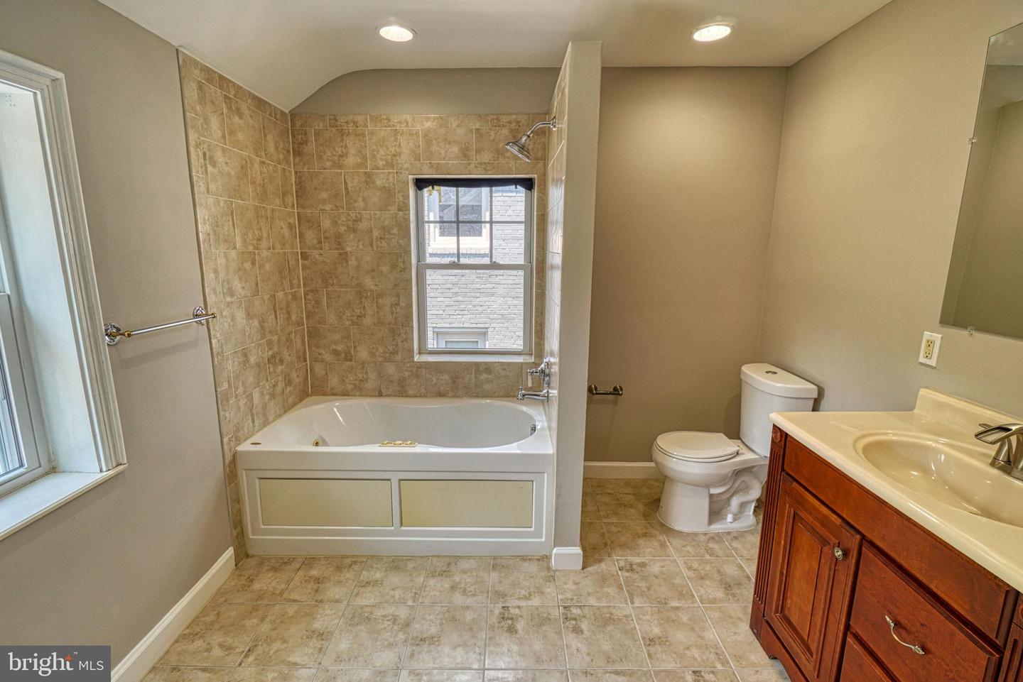 2818 18TH ST NE, WASHINGTON, District Of Columbia 20018, 4 Bedrooms Bedrooms, ,3 BathroomsBathrooms,Residential,For sale,2818 18TH ST NE,DCDC2164970 MLS # DCDC2164970