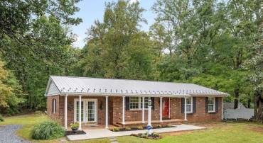 255 OLD DARBYTOWN RD, DILLWYN, Virginia 23936, 3 Bedrooms Bedrooms, ,2 BathroomsBathrooms,Residential,For sale,255 OLD DARBYTOWN RD,657948 MLS # 657948