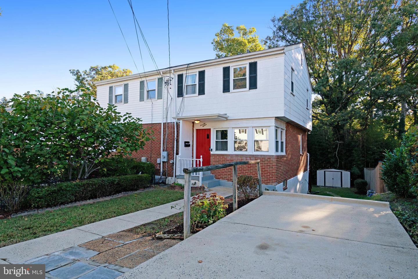 7015 STANFORD DR, ALEXANDRIA, Virginia 22307, 3 Bedrooms Bedrooms, ,2 BathroomsBathrooms,Residential,For sale,7015 STANFORD DR,VAFX2206822 MLS # VAFX2206822