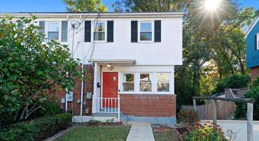 7015 STANFORD DR, ALEXANDRIA, Virginia 22307, 3 Bedrooms Bedrooms, ,2 BathroomsBathrooms,Residential,For sale,7015 STANFORD DR,VAFX2206822 MLS # VAFX2206822