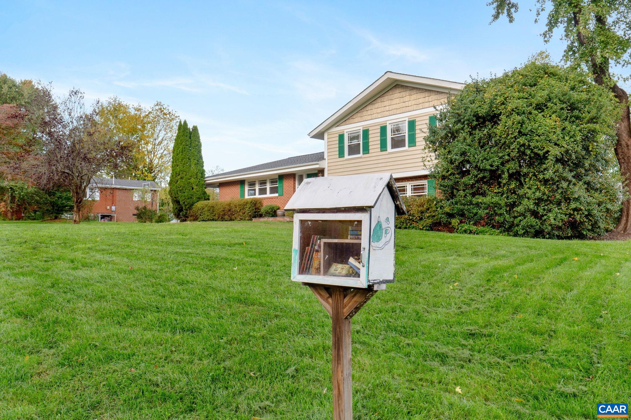 470 STAGECOACH RD, CHARLOTTESVILLE, Virginia 22902, 3 Bedrooms Bedrooms, ,2 BathroomsBathrooms,Residential,470 STAGECOACH RD,657977 MLS # 657977