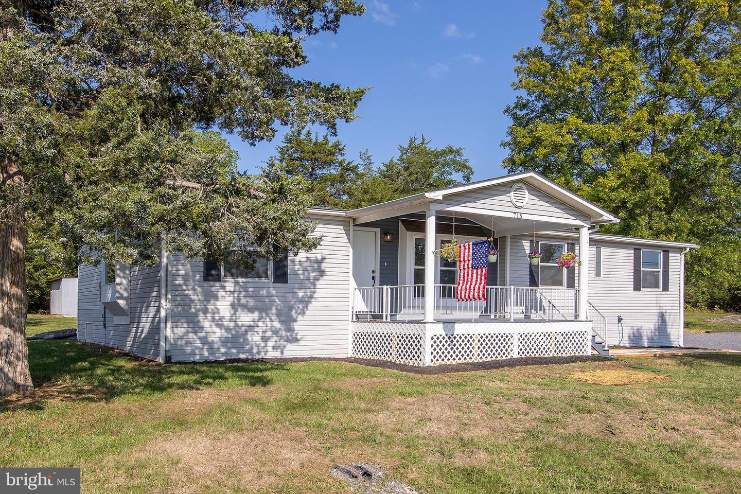 715 CAPON RD, STRASBURG, Virginia 22657, 3 Bedrooms Bedrooms, ,2 BathroomsBathrooms,Residential,For sale,715 CAPON RD,VASH2009452 MLS # VASH2009452