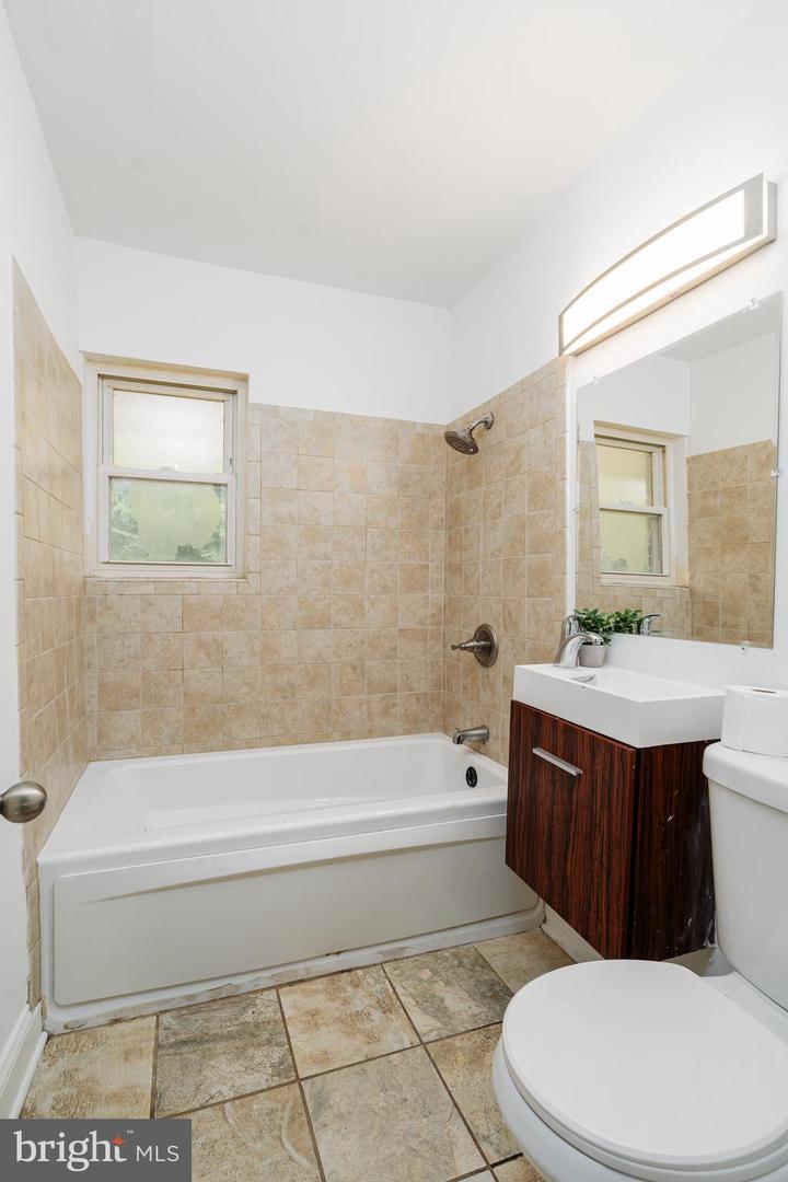 1317 FERNWAY RD NW, WASHINGTON, District Of Columbia 20012, 3 Bedrooms Bedrooms, ,2 BathroomsBathrooms,Residential,For sale,1317 FERNWAY RD NW,DCDC2156374 MLS # DCDC2156374