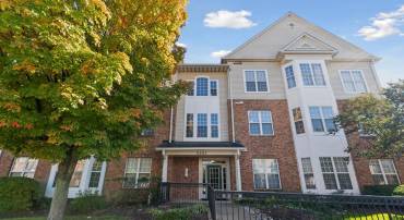 6481 CHEYENNE DR #204, ALEXANDRIA, Virginia 22312, 2 Bedrooms Bedrooms, ,2 BathroomsBathrooms,Residential,For sale,6481 CHEYENNE DR #204,VAFX2203630 MLS # VAFX2203630