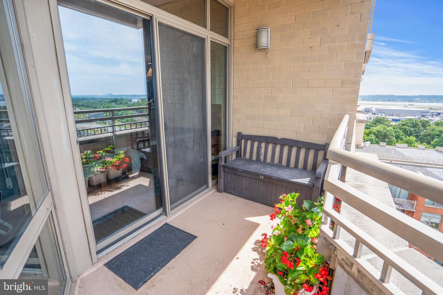 3650 S GLEBE RD S #1049, ARLINGTON, Virginia 22202, 3 Bedrooms Bedrooms, ,2 BathroomsBathrooms,Residential,For sale,3650 S GLEBE RD S #1049,VAAR2049760 MLS # VAAR2049760