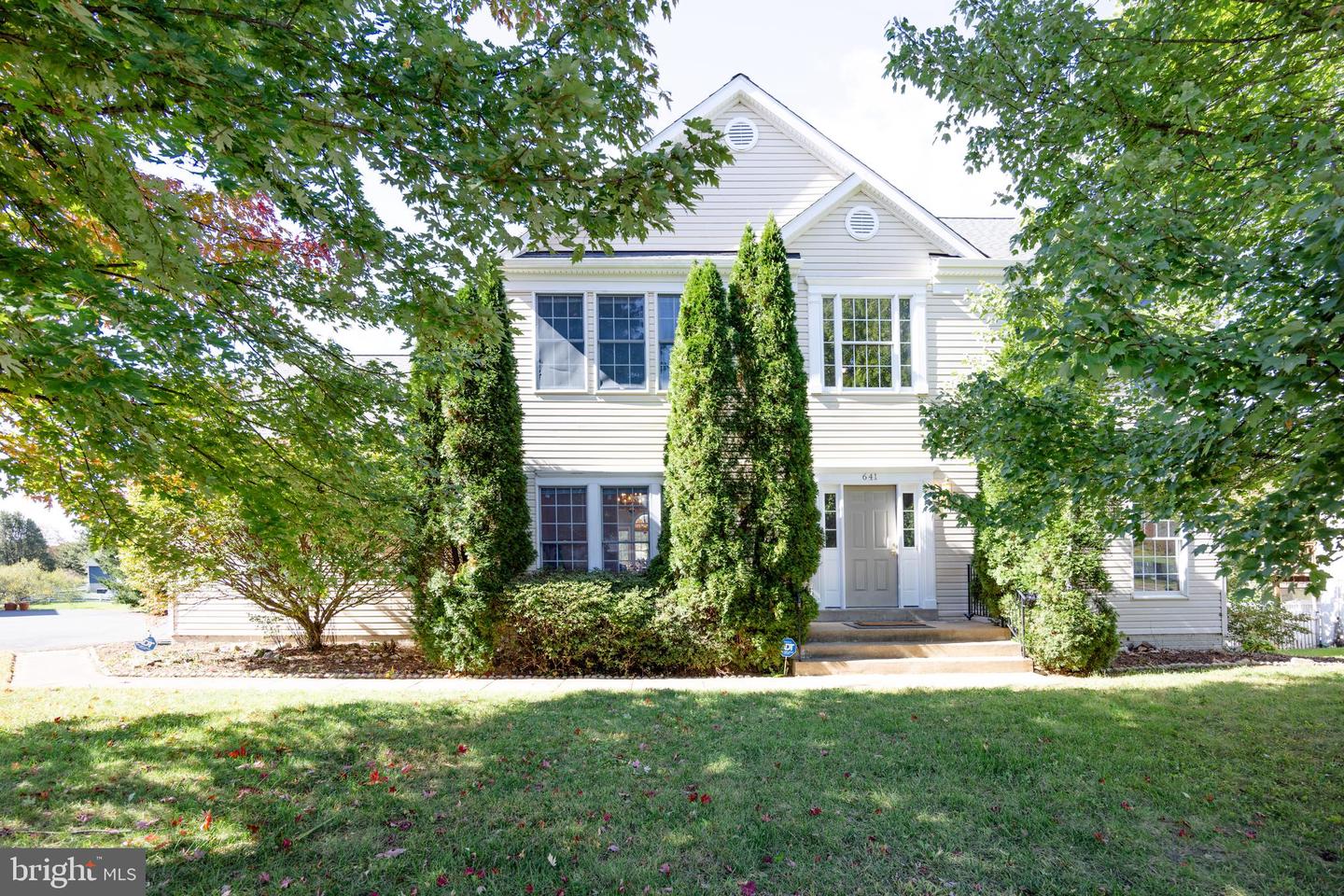 641 S MAPLE AVE, PURCELLVILLE, Virginia 20132, 6 Bedrooms Bedrooms, ,4 BathroomsBathrooms,Residential,For sale,641 S MAPLE AVE,VALO2082032 MLS # VALO2082032