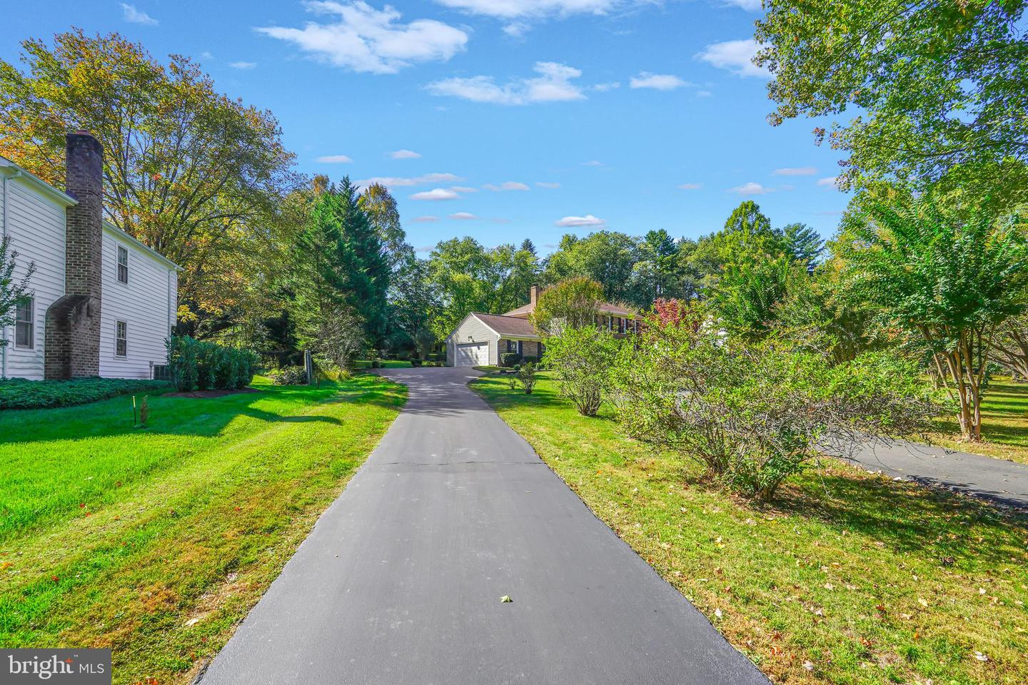 930 HARRIMAN ST, GREAT FALLS, Virginia 22066, 5 Bedrooms Bedrooms, ,3 BathroomsBathrooms,Residential,For sale,930 HARRIMAN ST,VAFX2206500 MLS # VAFX2206500