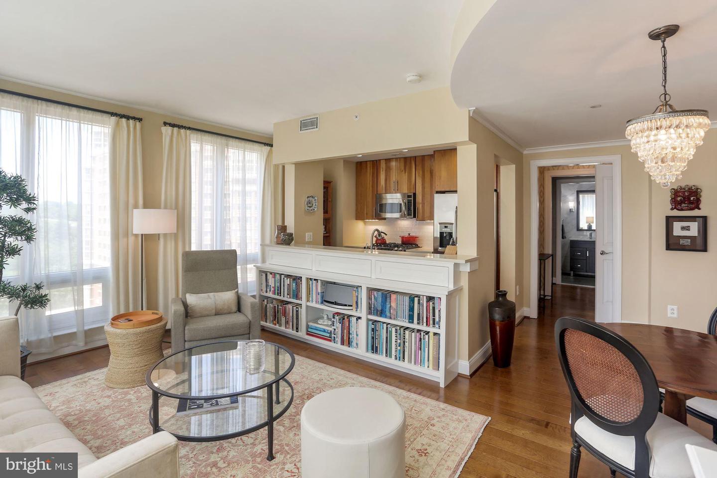 2050 JAMIESON AVE #1008, ALEXANDRIA, Virginia 22314, 2 Bedrooms Bedrooms, ,2 BathroomsBathrooms,Residential,For sale,2050 JAMIESON AVE #1008,VAAX2038956 MLS # VAAX2038956