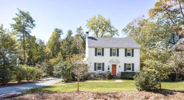 1870 WAYSIDE PL, CHARLOTTESVILLE, Virginia 22903, 5 Bedrooms Bedrooms, ,3 BathroomsBathrooms,Residential,For sale,1870 WAYSIDE PL,657774 MLS # 657774