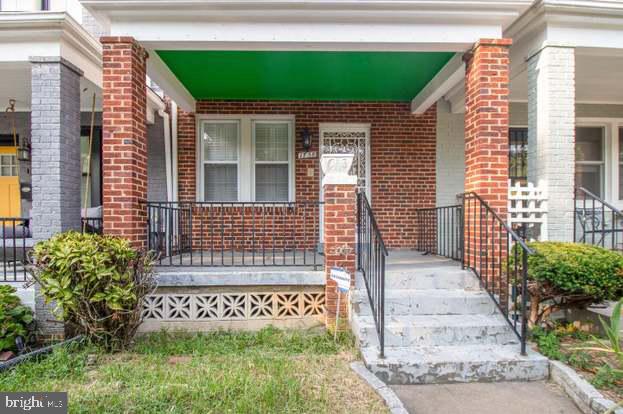 1808-C ST NE C NE, WASHINGTON, District Of Columbia 20002, 3 Bedrooms Bedrooms, ,1 BathroomBathrooms,Residential,For sale,1808-C ST NE C NE,DCDC2165070 MLS # DCDC2165070