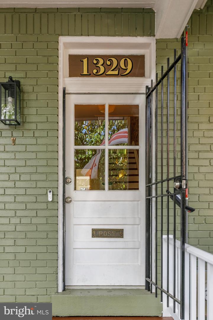 1329 E E ST SE, WASHINGTON, District Of Columbia 20003, 3 Bedrooms Bedrooms, ,2 BathroomsBathrooms,Residential,For sale,1329 E E ST SE,DCDC2164914 MLS # DCDC2164914