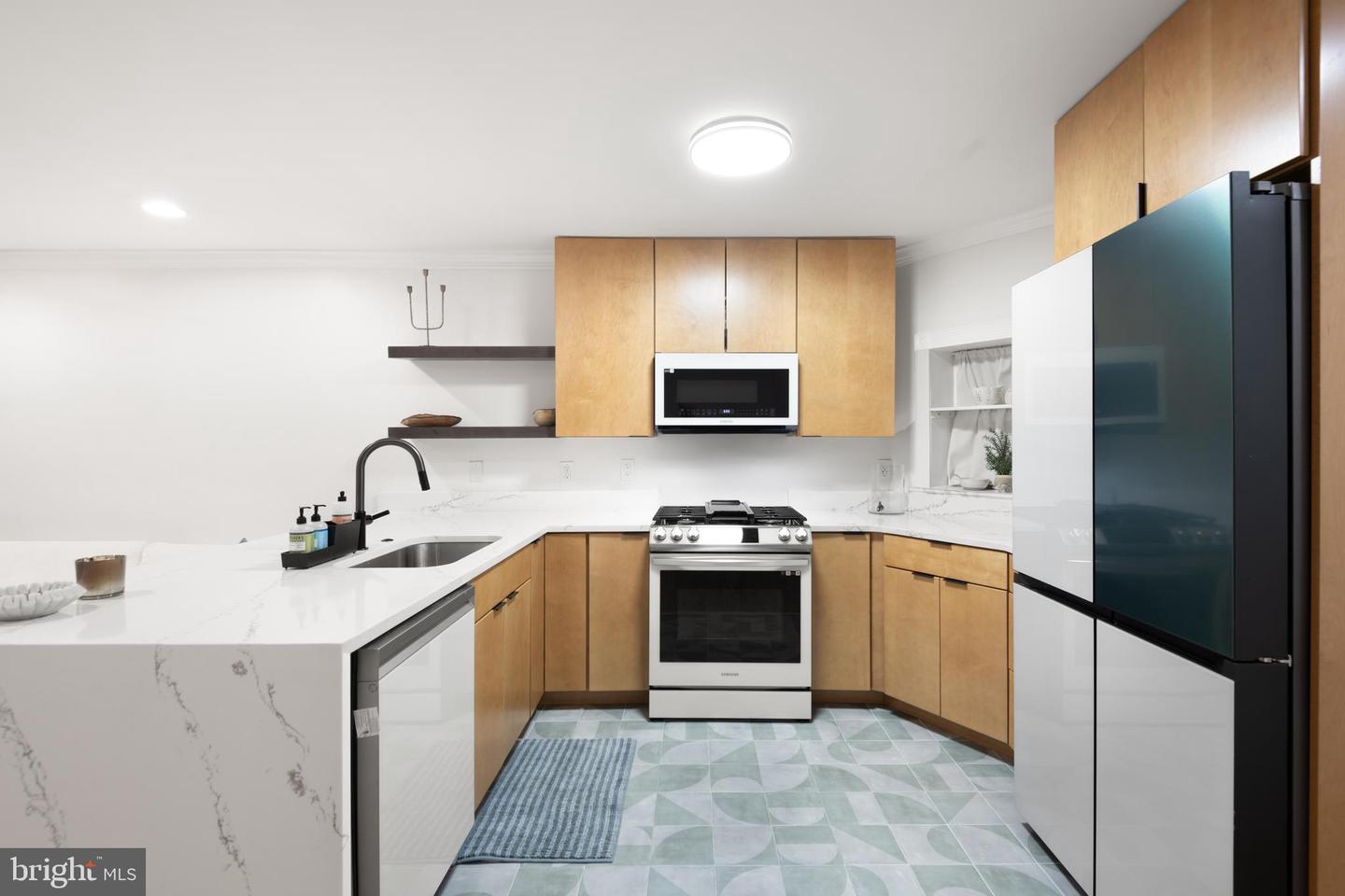 65 RHODE ISLAND AVE NW #2, WASHINGTON, District Of Columbia 20001, 2 Bedrooms Bedrooms, ,2 BathroomsBathrooms,Residential,For sale,65 RHODE ISLAND AVE NW #2,DCDC2164976 MLS # DCDC2164976