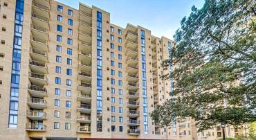 4500 S FOUR MILE RUN DR #101, ARLINGTON, Virginia 22204, 3 Bedrooms Bedrooms, ,2 BathroomsBathrooms,Residential,For sale,4500 S FOUR MILE RUN DR #101,VAAR2049894 MLS # VAAR2049894