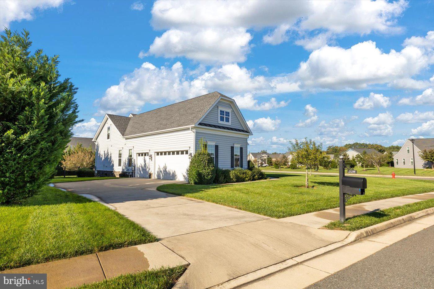 11708 EAGLE RIDGE DR, SPOTSYLVANIA, Virginia 22551, 4 Bedrooms Bedrooms, ,4 BathroomsBathrooms,Residential,For sale,11708 EAGLE RIDGE DR,VASP2028692 MLS # VASP2028692