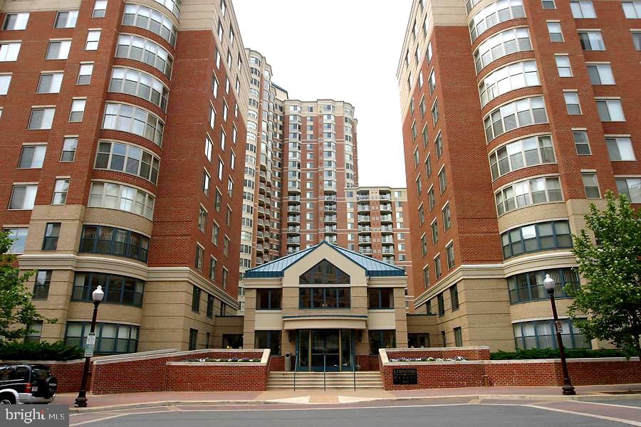 3835 9TH ST N #509E, ARLINGTON, Virginia 22203, 2 Bedrooms Bedrooms, ,2 BathroomsBathrooms,Residential,For sale,3835 9TH ST N #509E,VAAR2039410 MLS # VAAR2039410