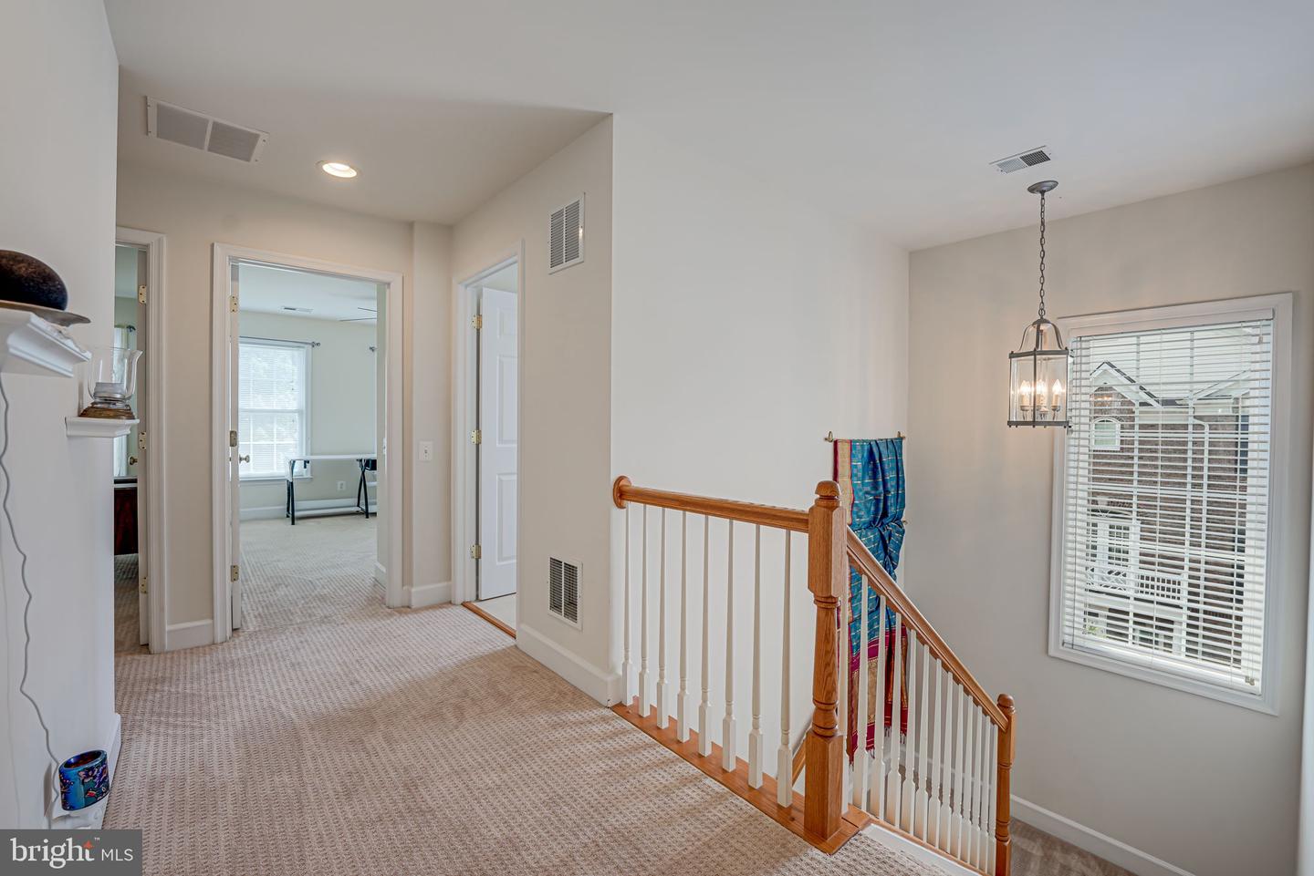 2408 HUNTINGTON PARK DR, ALEXANDRIA, Virginia 22303, 4 Bedrooms Bedrooms, ,3 BathroomsBathrooms,Residential,For sale,2408 HUNTINGTON PARK DR,VAFX2196402 MLS # VAFX2196402