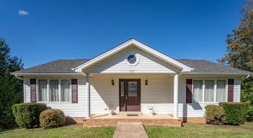 320 FIRST ST, LURAY, Virginia 22835, 3 Bedrooms Bedrooms, ,2 BathroomsBathrooms,Residential,320 FIRST ST,657776 MLS # 657776