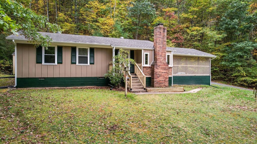 2686 HANKEY MOUNTAIN HWY, CHURCHVILLE, Virginia 24421, 3 Bedrooms Bedrooms, ,1 BathroomBathrooms,Residential,Backs to George Washington National Forest,2686 HANKEY MOUNTAIN HWY,658000 MLS # 658000