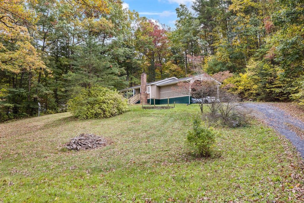 2686 HANKEY MOUNTAIN HWY, CHURCHVILLE, Virginia 24421, 3 Bedrooms Bedrooms, ,1 BathroomBathrooms,Residential,Backs to George Washington National Forest,2686 HANKEY MOUNTAIN HWY,658000 MLS # 658000