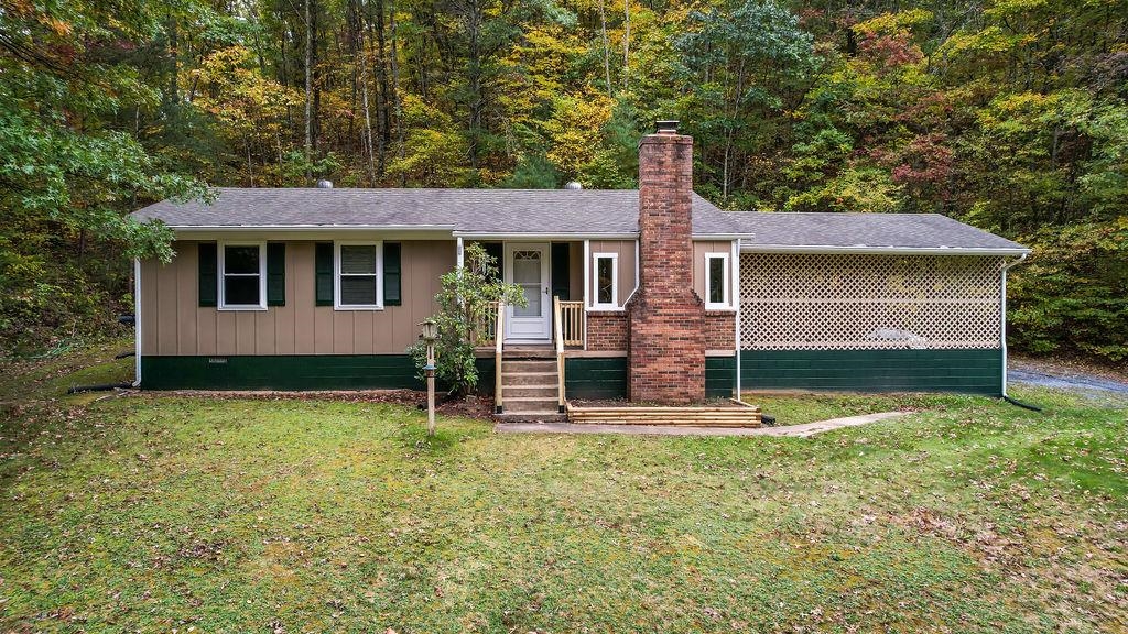 2686 HANKEY MOUNTAIN HWY, CHURCHVILLE, Virginia 24421, 3 Bedrooms Bedrooms, ,1 BathroomBathrooms,Residential,Backs to George Washington National Forest,2686 HANKEY MOUNTAIN HWY,658000 MLS # 658000