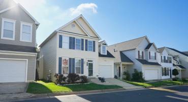 6011 HONNICUT DR, CENTREVILLE, Virginia 20121, 3 Bedrooms Bedrooms, ,2 BathroomsBathrooms,Residential,For sale,6011 HONNICUT DR,VAFX2203774 MLS # VAFX2203774