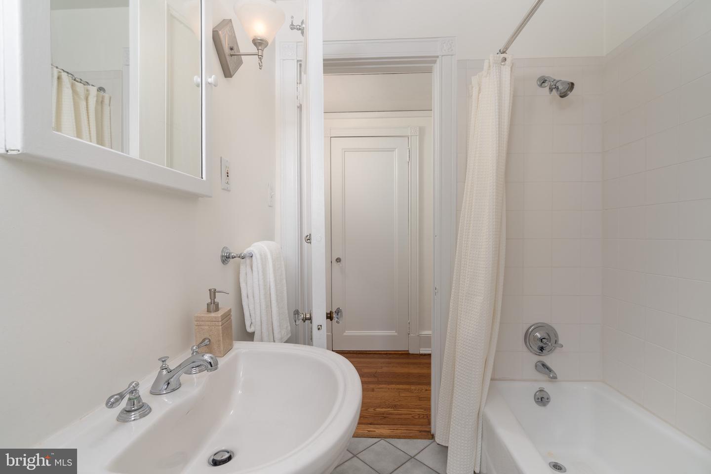 1901 WYOMING AVE NW #61, WASHINGTON, District Of Columbia 20009, 3 Bedrooms Bedrooms, ,3 BathroomsBathrooms,Residential,For sale,1901 WYOMING AVE NW #61,DCDC2164966 MLS # DCDC2164966