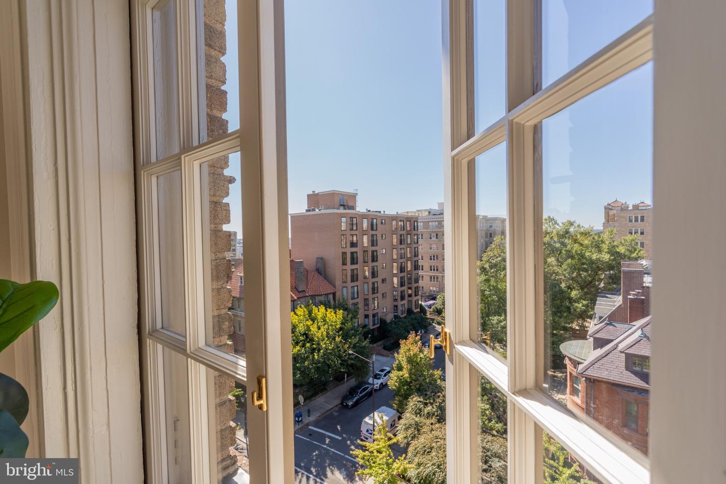 1901 WYOMING AVE NW #61, WASHINGTON, District Of Columbia 20009, 3 Bedrooms Bedrooms, ,3 BathroomsBathrooms,Residential,For sale,1901 WYOMING AVE NW #61,DCDC2164966 MLS # DCDC2164966