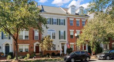 131 CAMERON STATION BLVD, ALEXANDRIA, Virginia 22304, 3 Bedrooms Bedrooms, ,3 BathroomsBathrooms,Residential,For sale,131 CAMERON STATION BLVD,VAAX2037808 MLS # VAAX2037808